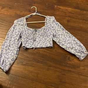 Wild Fable long sleeve blouse (crop style)